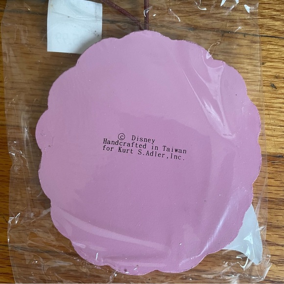 Vintage Disney Pocahontas ornament set - Picture 6 of 9